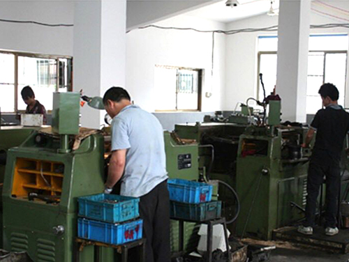 生產(chǎn)車(chē)間